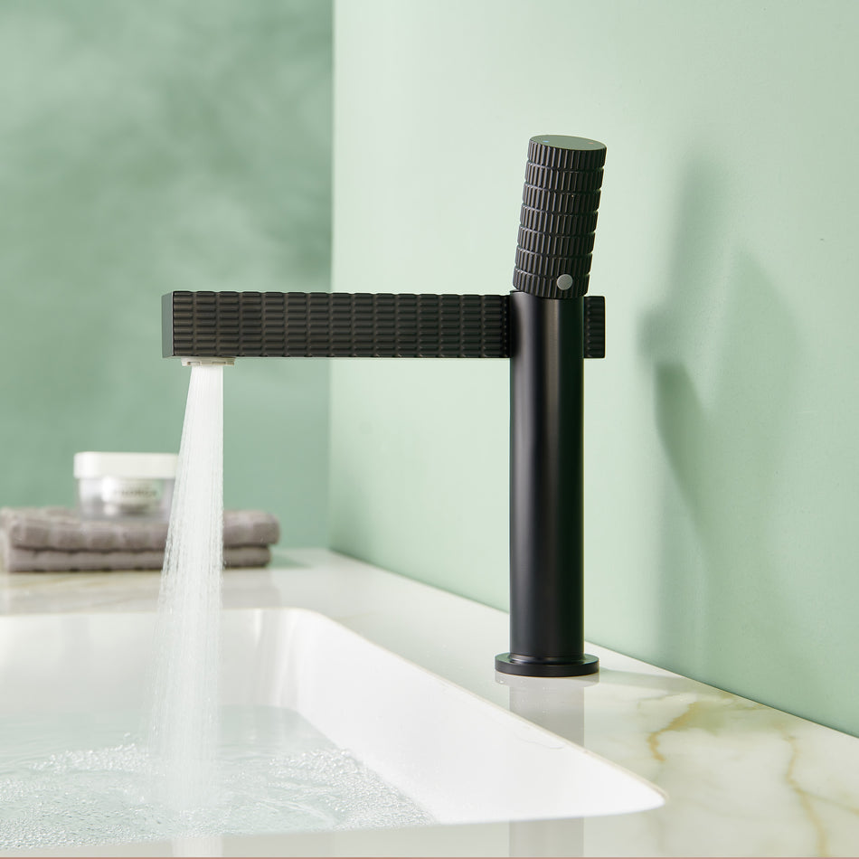 Brushed gold or Brushed Nickel or Matte Black Or Rose Gold single handle brass bathroom faucet with pop up drain