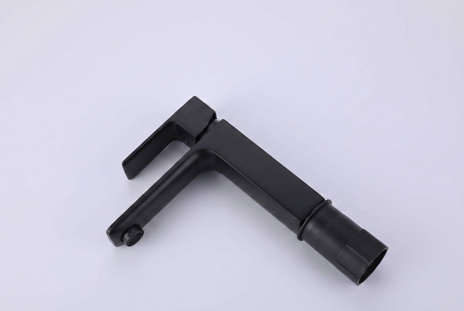 Matte Black single handle  bathroom sink faucet with pop up brass overflow drain